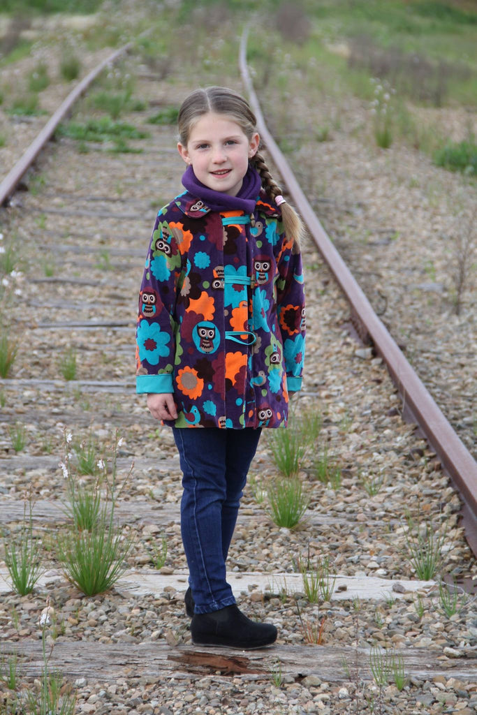 Duffle coat girl 2025